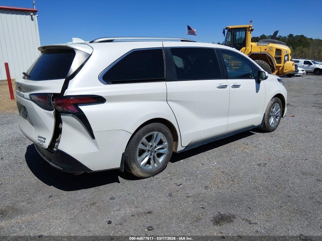 Toyota Sienna Limited