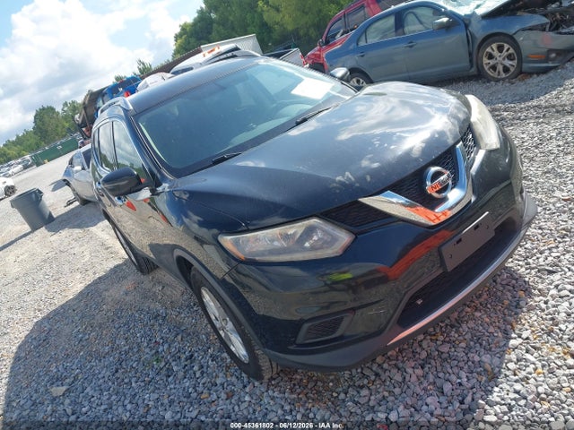 Salvage Nissan Rogue Image