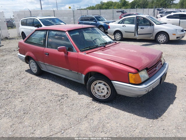 Salvage Ford Escort Image