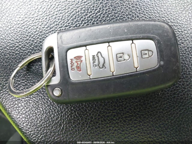 Hyundai ELANTRA Limited