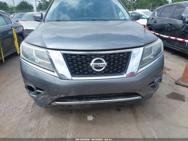 Nissan Pathfinder S