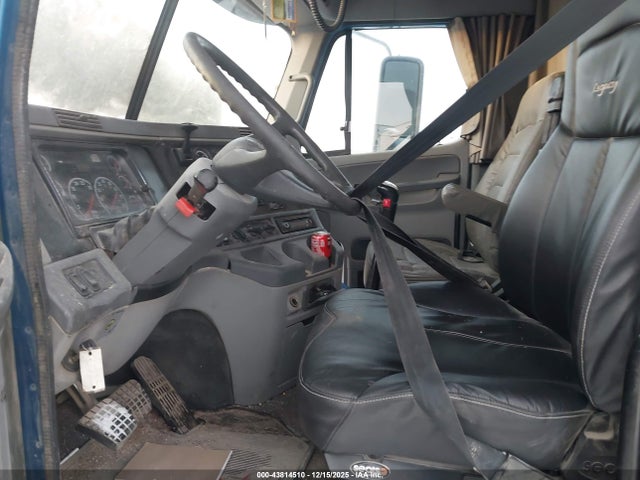 Freightliner Conventional Columbia