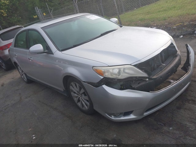 Salvage Toyota Avalon Image