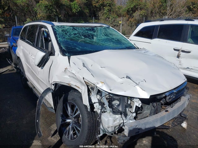 Toyota Highlander Xle V6