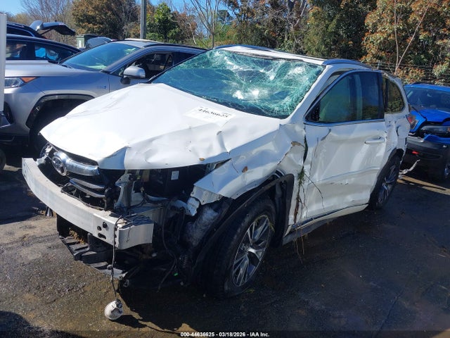 Toyota Highlander Xle V6