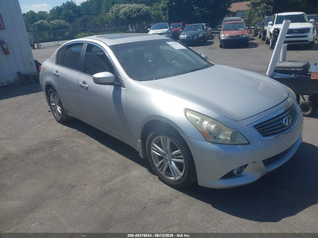 Salvage INFINITI G37x Image