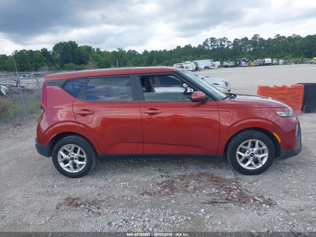Kia Soul Lx