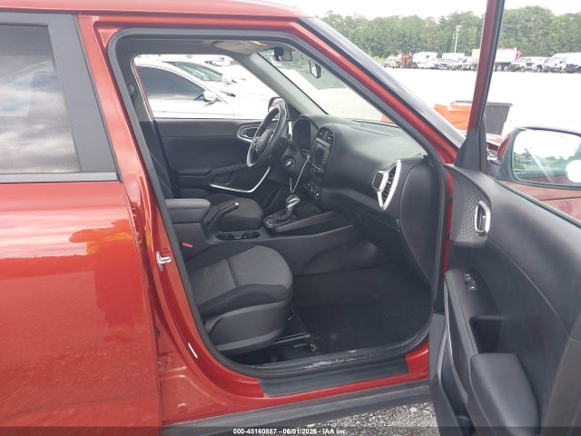 Kia Soul Lx