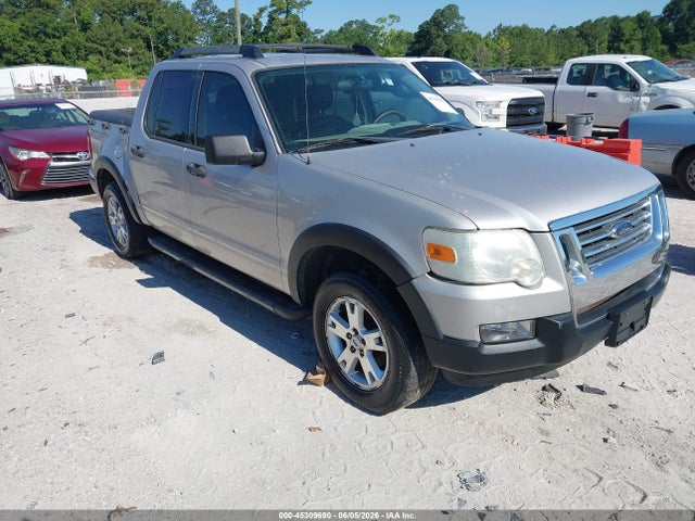 Salvage Ford Explorer Image