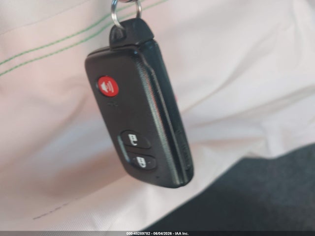 Toyota Prius Three