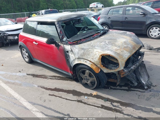 Salvage MINI Cooper Image