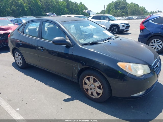 Salvage Hyundai ELANTRA Image