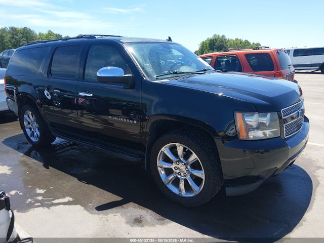Salvage Chevrolet Suburban 1500 Image