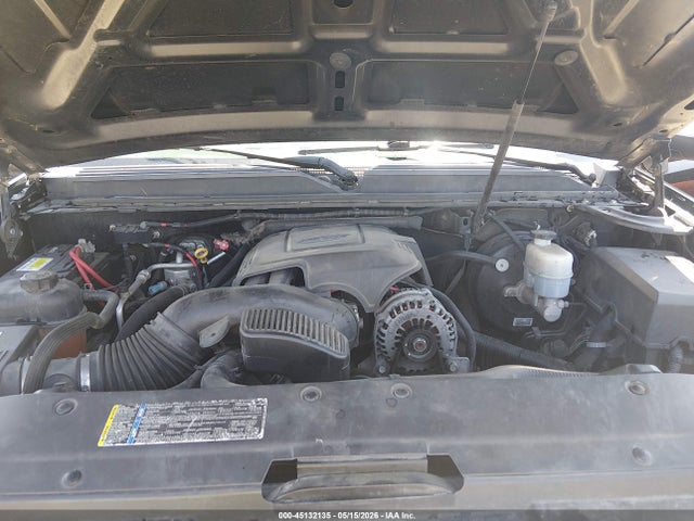 Chevrolet Suburban 1500 Ltz