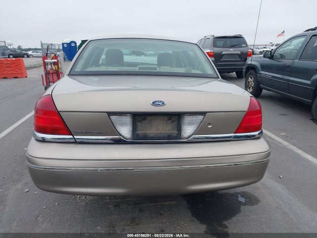 Ford Crown Victoria
