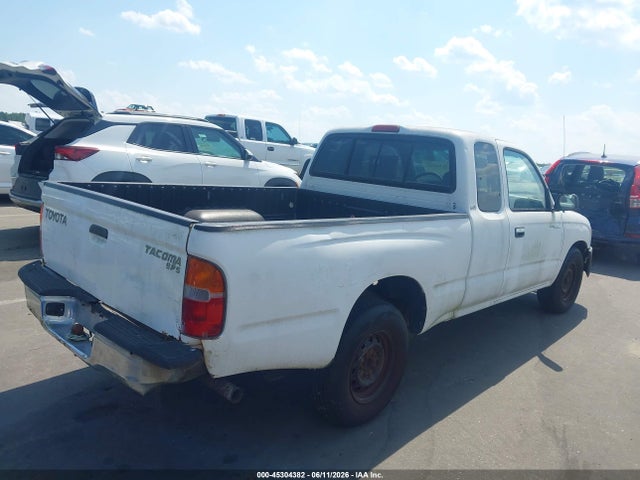 Toyota Tacoma