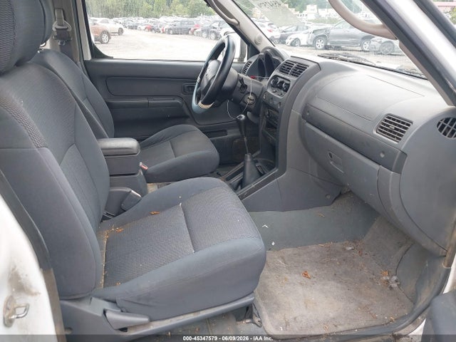 Nissan Frontier Standard