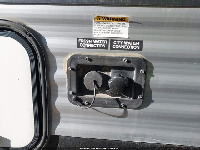 Keystone Springdale 266rl Travel Trailer