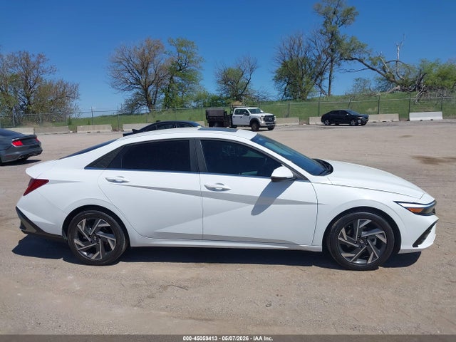 Hyundai ELANTRA Limited