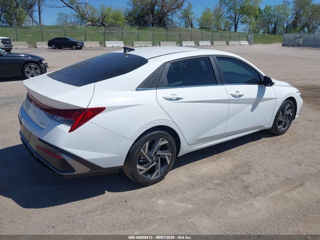 Hyundai ELANTRA Limited