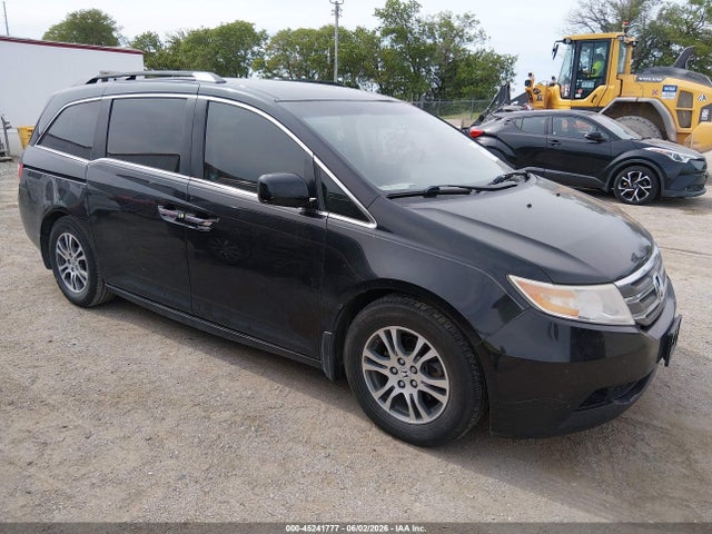 Salvage Honda Odyssey Image