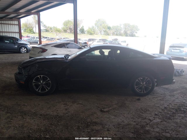 Ford Mustang V6 Premium