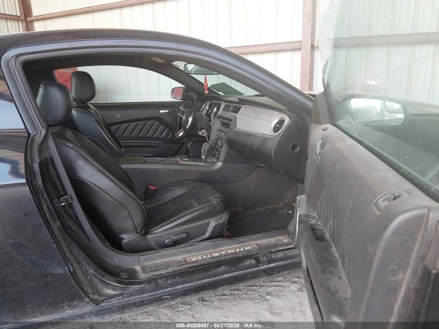 Ford Mustang V6 Premium