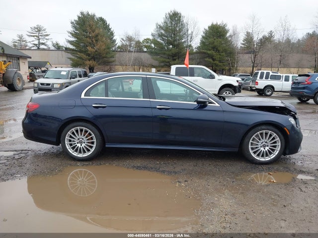 Mercedes-Benz E-Class 4matic
