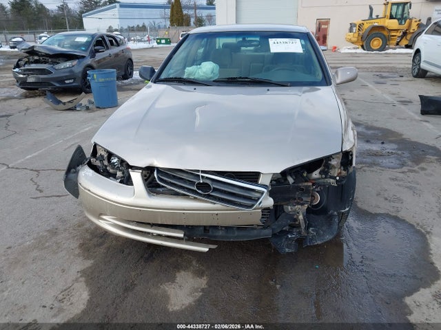 Toyota Camry Ce