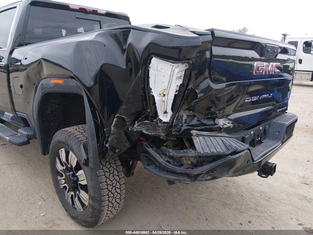 General Motors Sierra 3500HD , Long Bed, Denali, 4wd