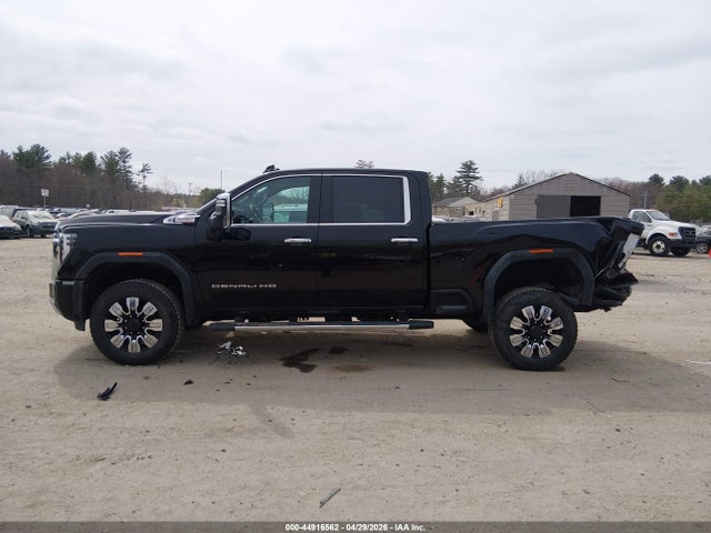 General Motors Sierra 3500HD , Long Bed, Denali, 4wd