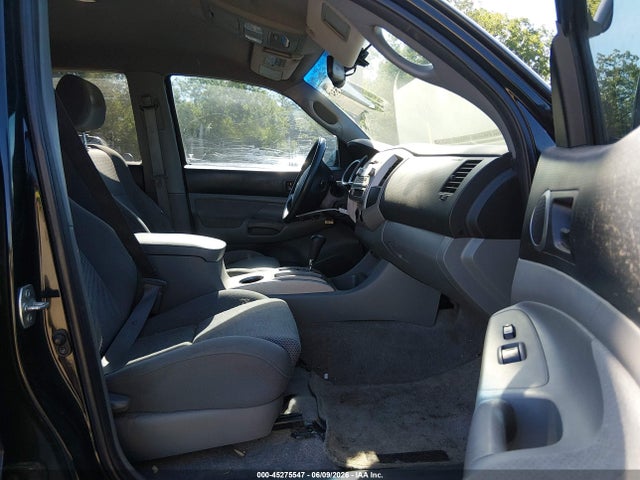 Toyota Tacoma Base V6