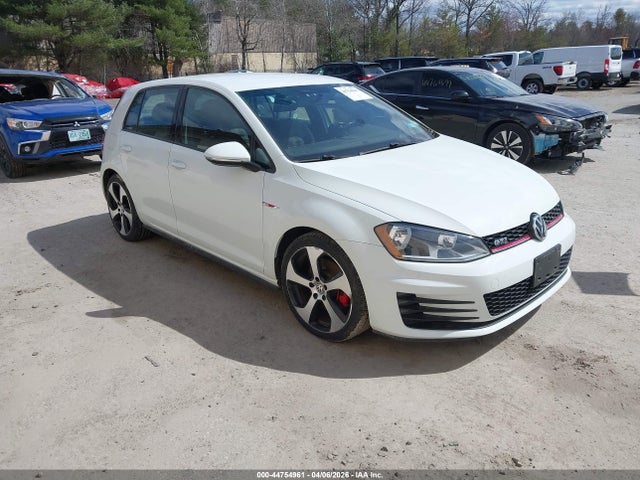 Salvage Volkswagen Golf Image