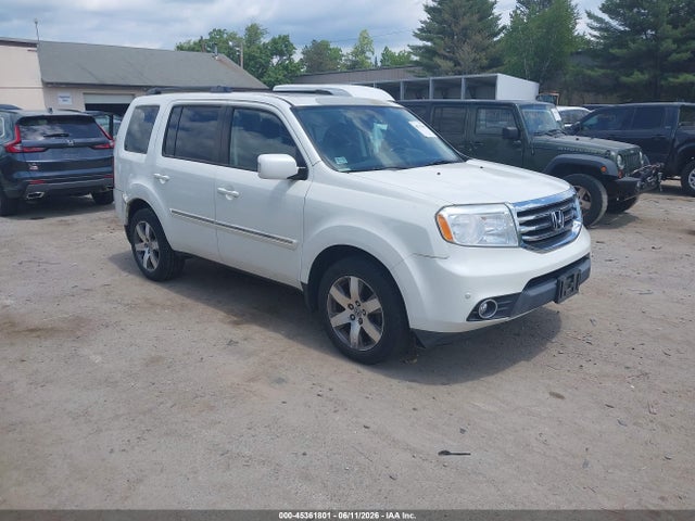 Salvage Honda Pilot Image