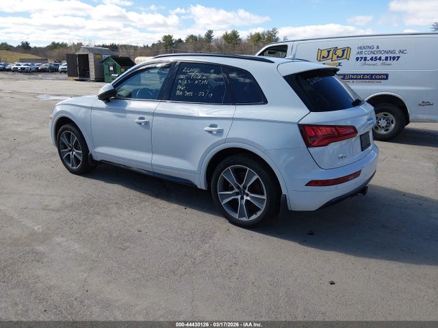 Audi Q5 45 Premium