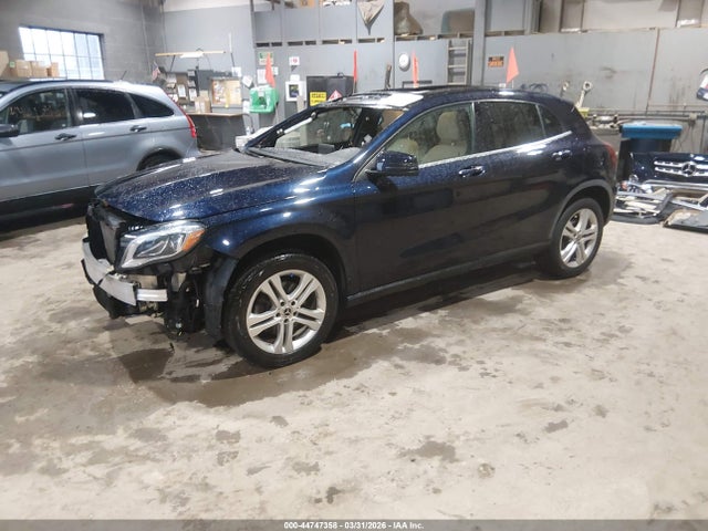 Mercedes-Benz GLA 4matic