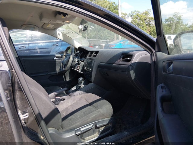 Volkswagen Jetta 1.4t S