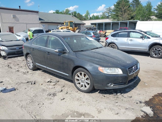 Salvage Volvo S80 Image