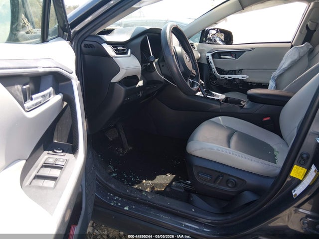 Toyota RAV4 Xle Premium
