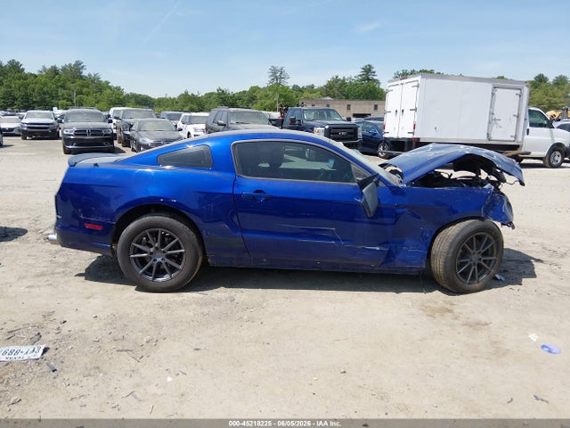 Ford Mustang V6