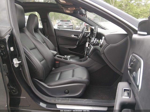 Mercedes-Benz Cla-class 4matic