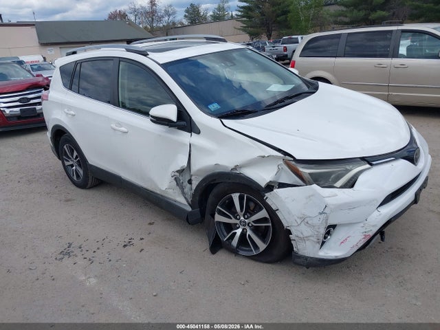 Salvage Toyota RAV4 Image