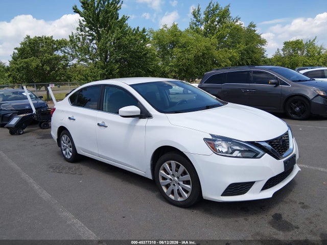 Salvage Nissan Sentra Image