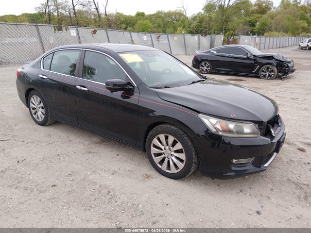 Salvage Honda Accord Image