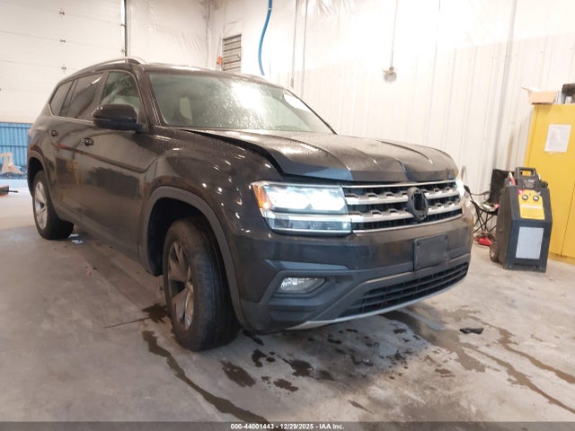 Salvage Volkswagen Atlas Image