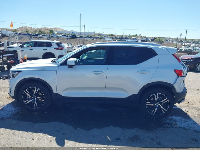 Volvo XC40 B5 Core