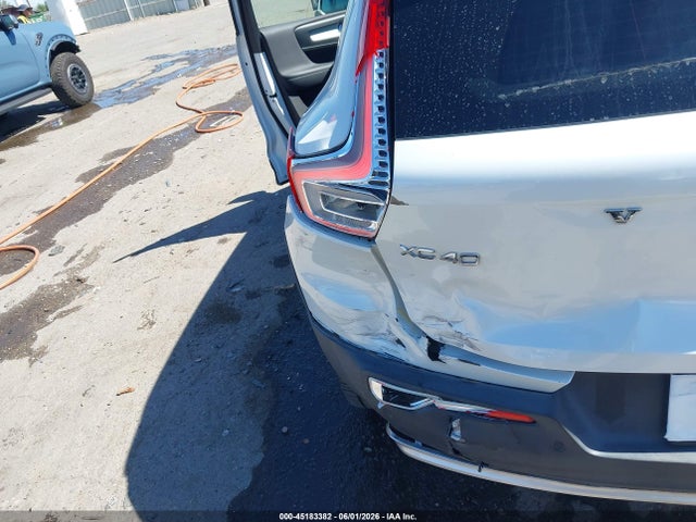 Volvo XC40 B5 Core