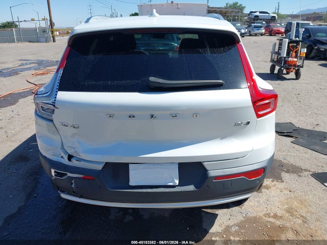 Volvo XC40 B5 Core