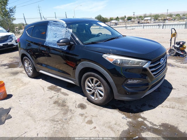 Salvage Hyundai TUCSON Image