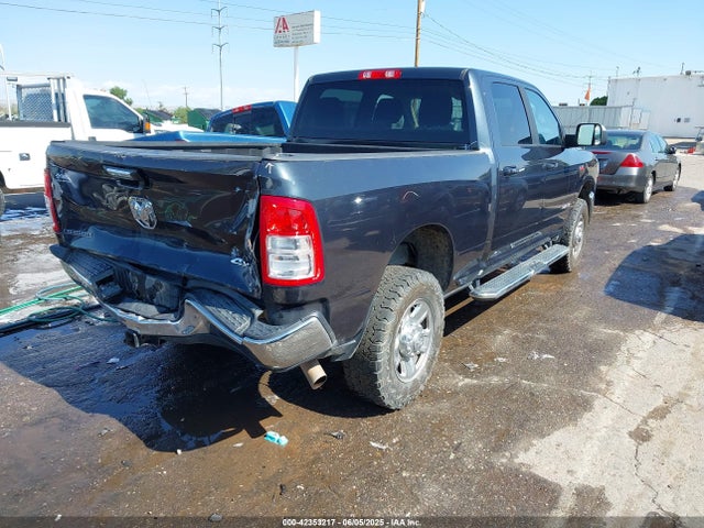 Ram 2500 Big Horn  4x4 6'4 Box